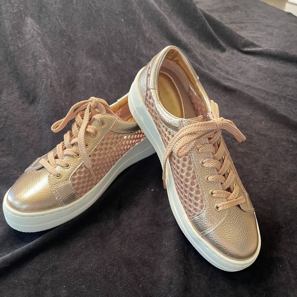 Steven By Steve Madden